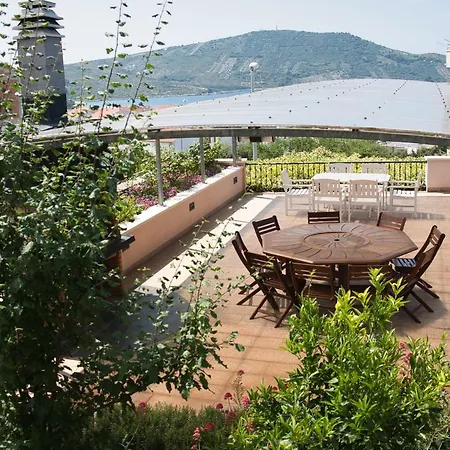 Appartement Velebit Primošten